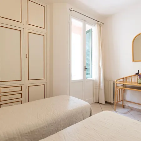 Lentisco Centro By Elbasummer 坎普码港