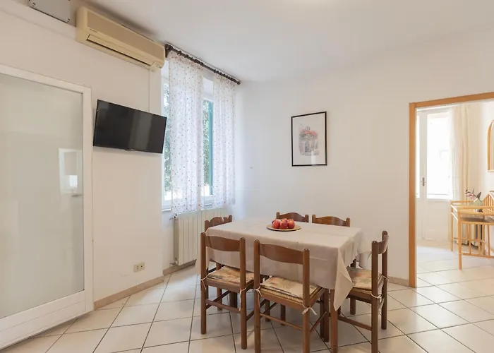 Lentisco Centro By Elbasummer * 坎普码港